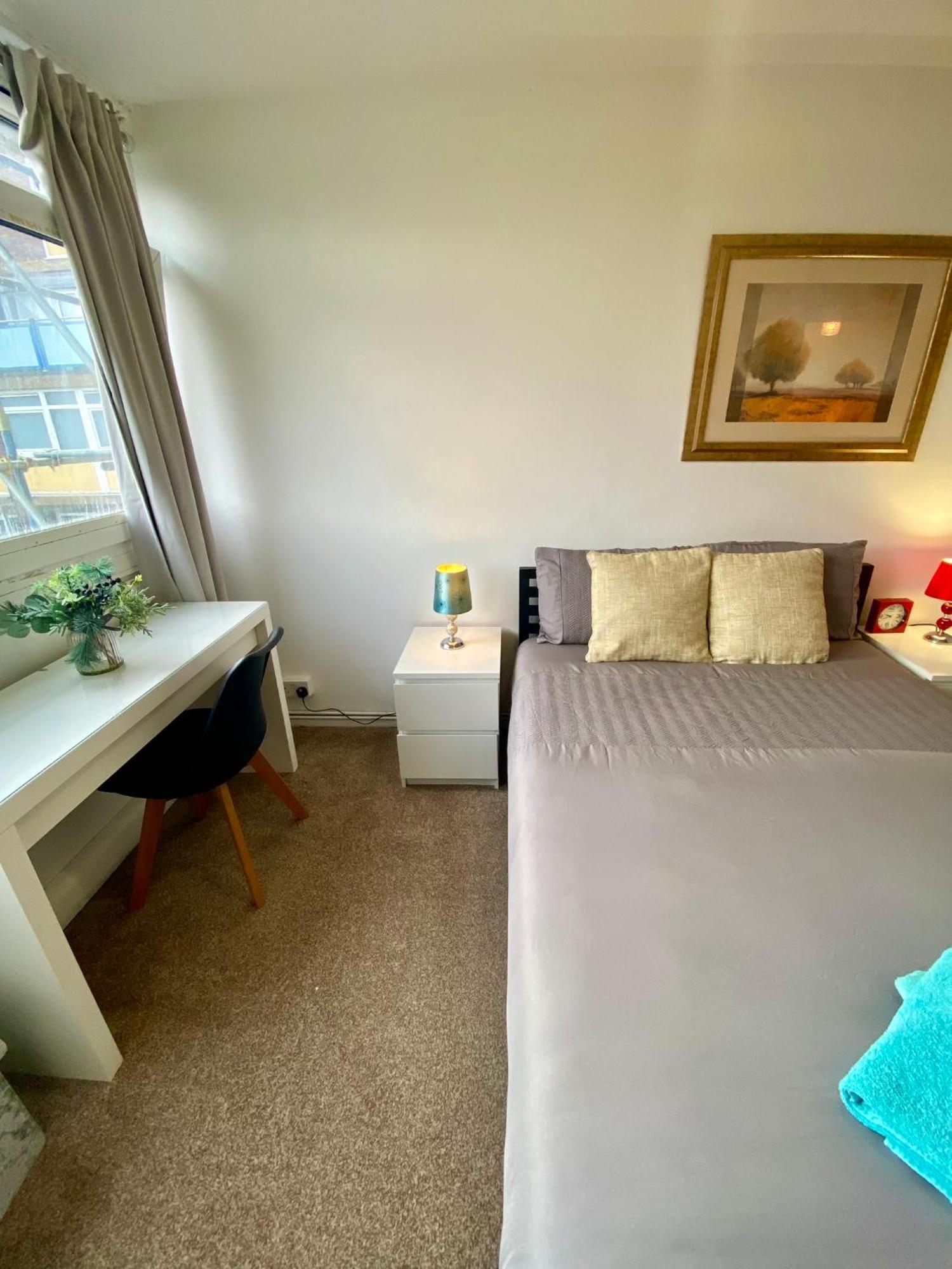 Cosy 3 Bed Apt, Old Truman Brewery! Brick Lane, London, E1 Екстериор снимка