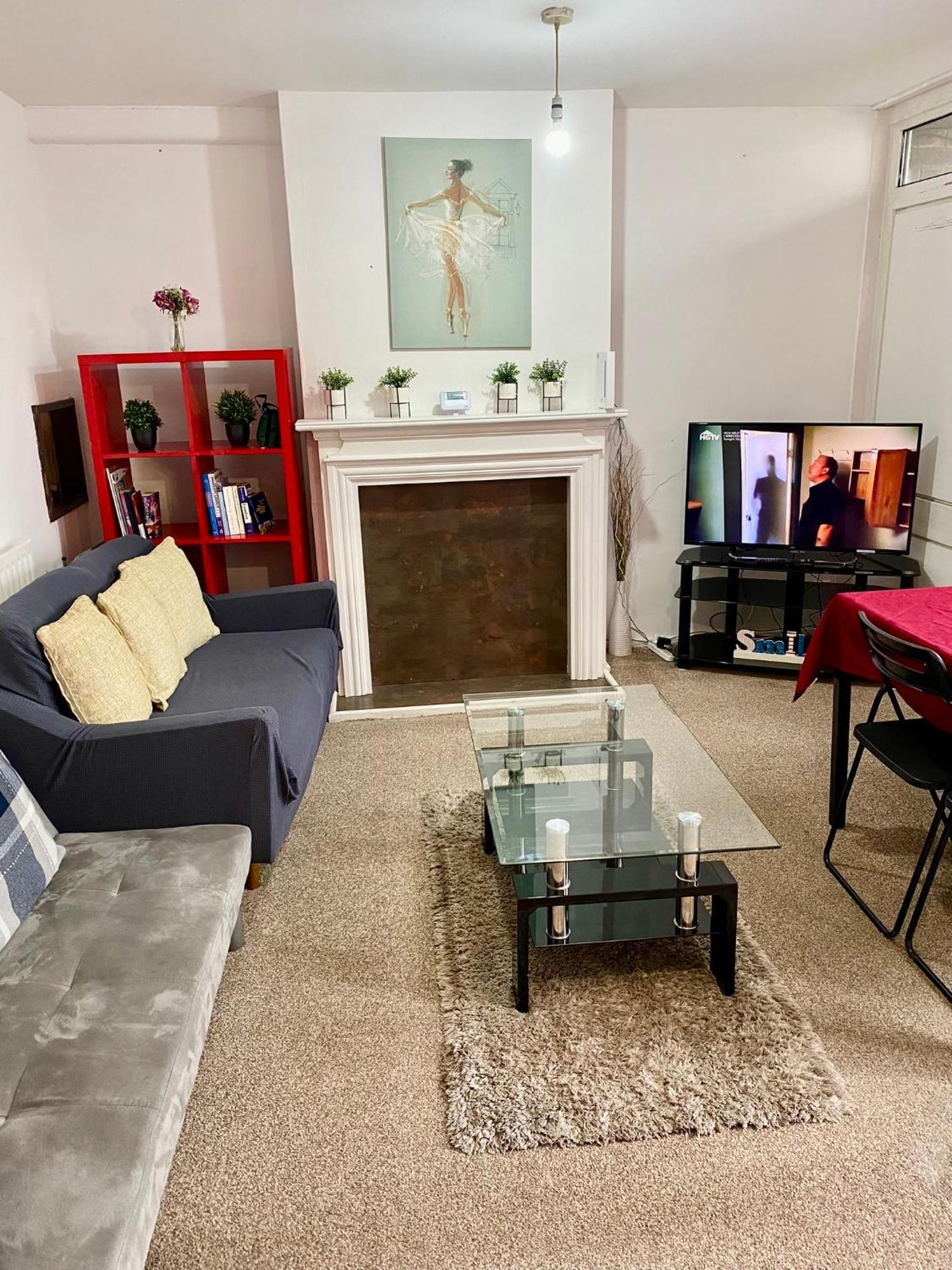 Cosy 3 Bed Apt, Old Truman Brewery! Brick Lane, London, E1 Екстериор снимка
